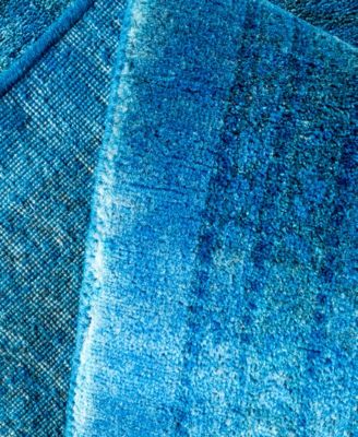 Fine Vibrance M1656 9'3" x 9'7" Square Area Rug