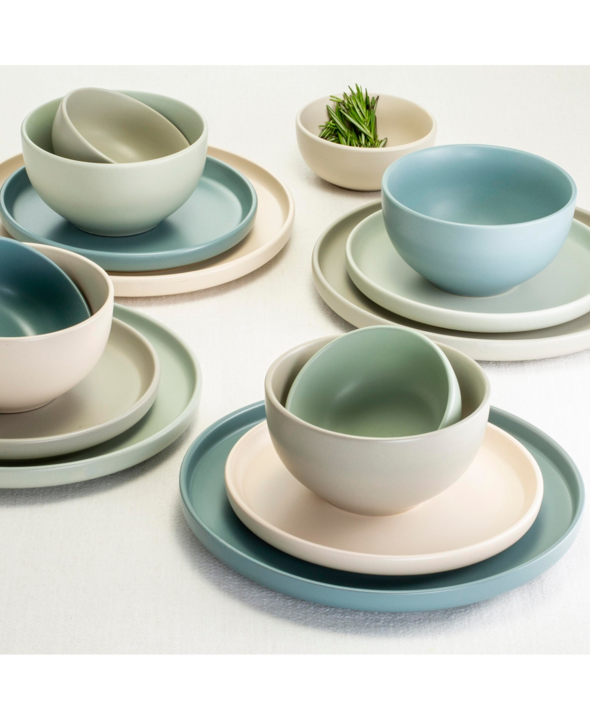 Rollo Mixed 16-pc Dinnerware Set, Service for 4 - Artist Blend