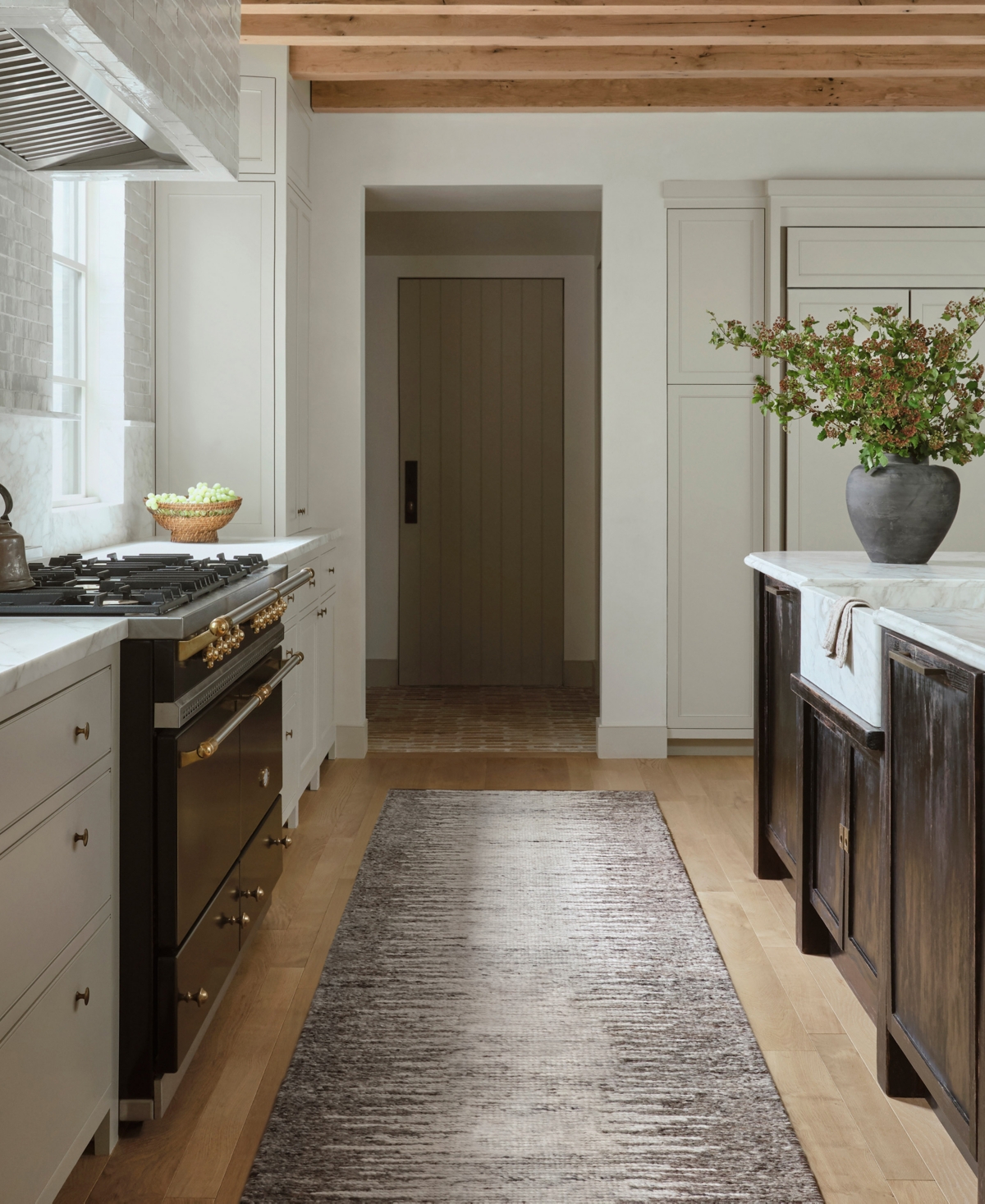 Amber Lewis Loloi Mulholland Mul-01 2'9