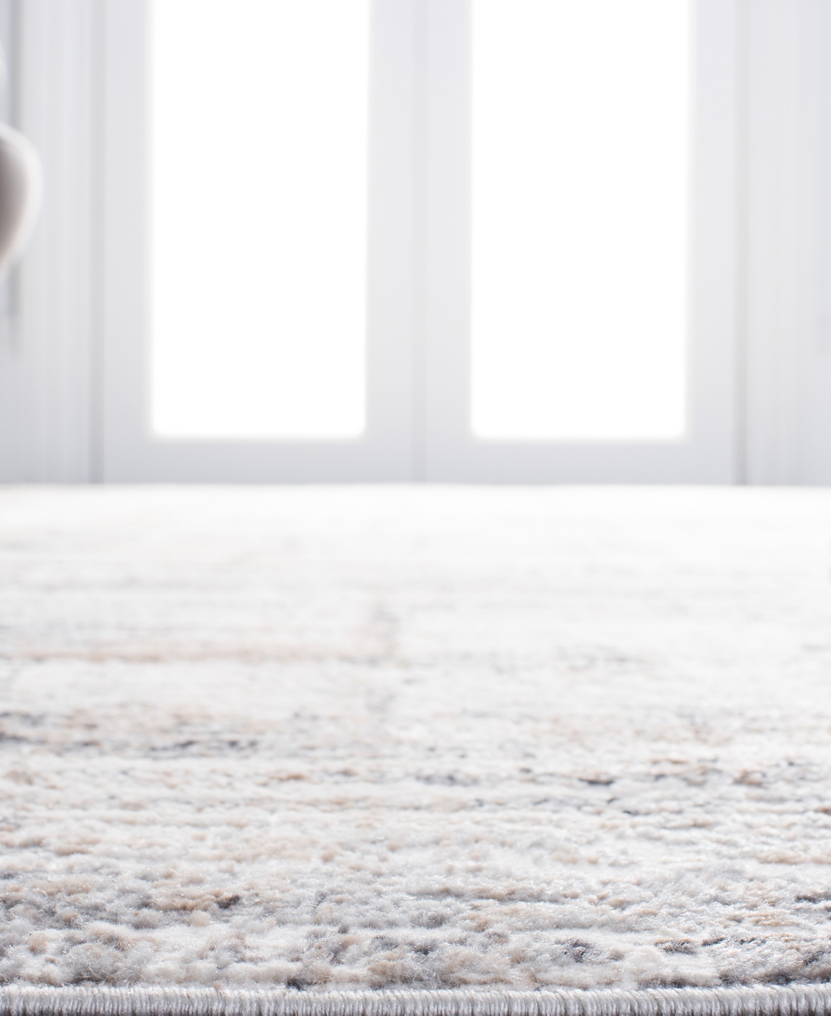 Safavieh Amelia ALA451 2'3