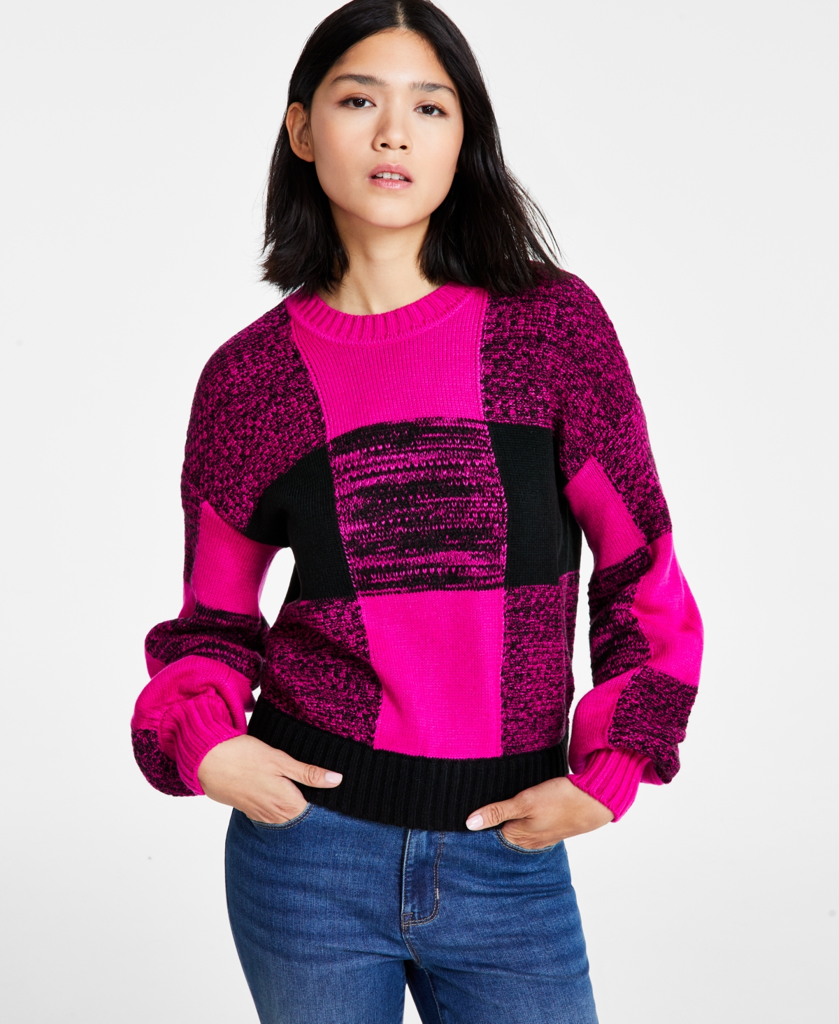 Women's Box Plaid Long-Sleeve Pullover Sweater - Black/electric Fuschia