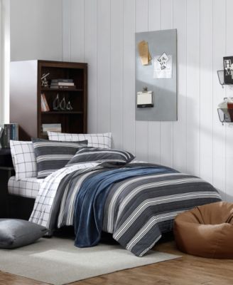 Craver Reversible 3 Piece Comforter Set, King