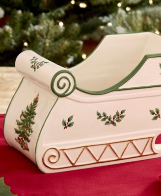 Christmas Tree Figural Sleigh Centerpiece