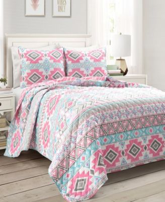 Lush Décor