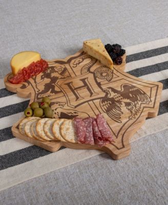 Harry Potter Hogwarts Crest Charcuterie Board