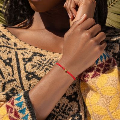 Enchanting Love - Red String Gold Heart Charm Bracelet