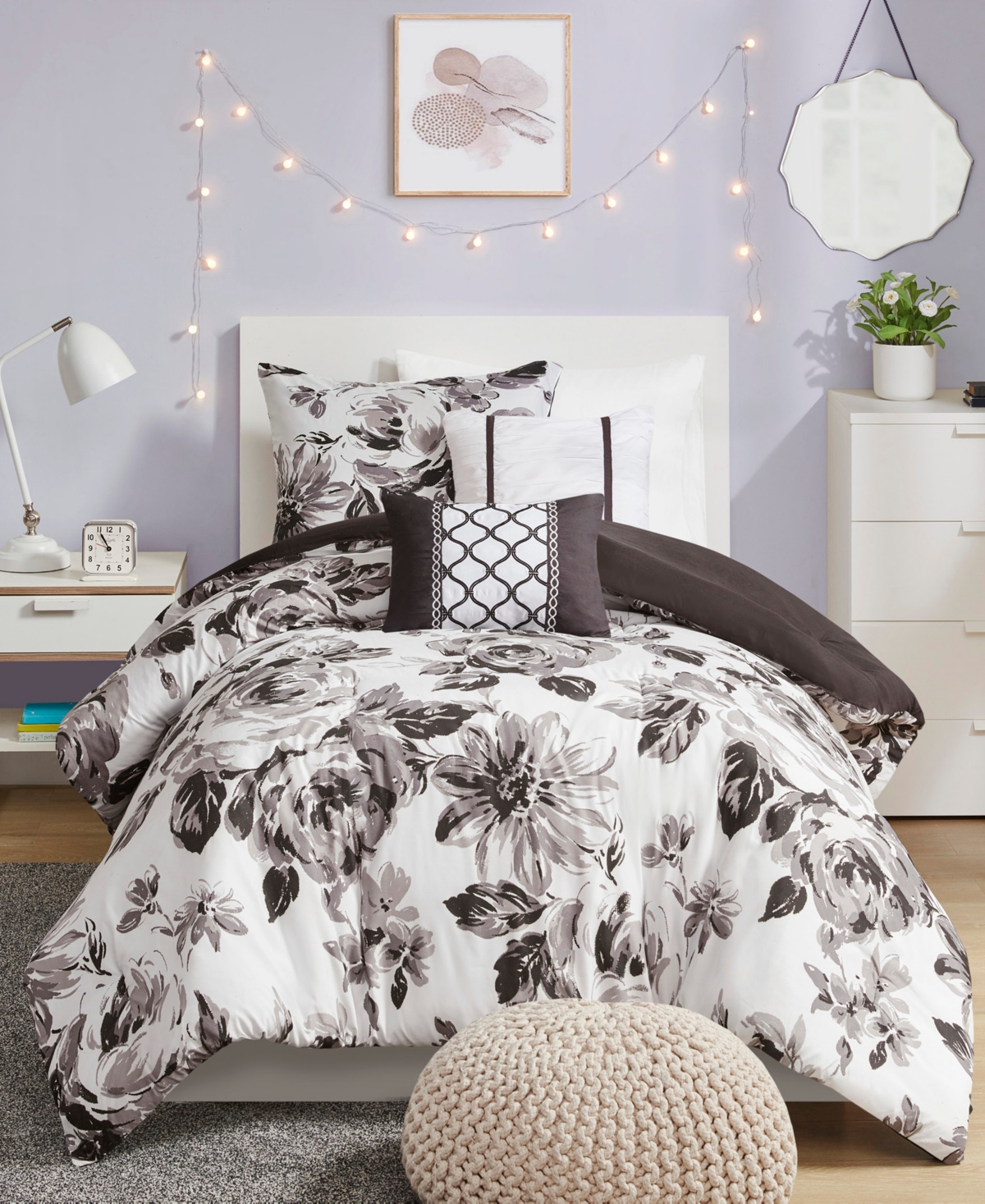 Intelligent Design Dorsey Floral 4-pc. Comforter Set, Twin/twin Xl In Black,white