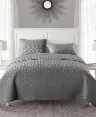 Nina Embossed 2-Pc.Quilt Set, Twin