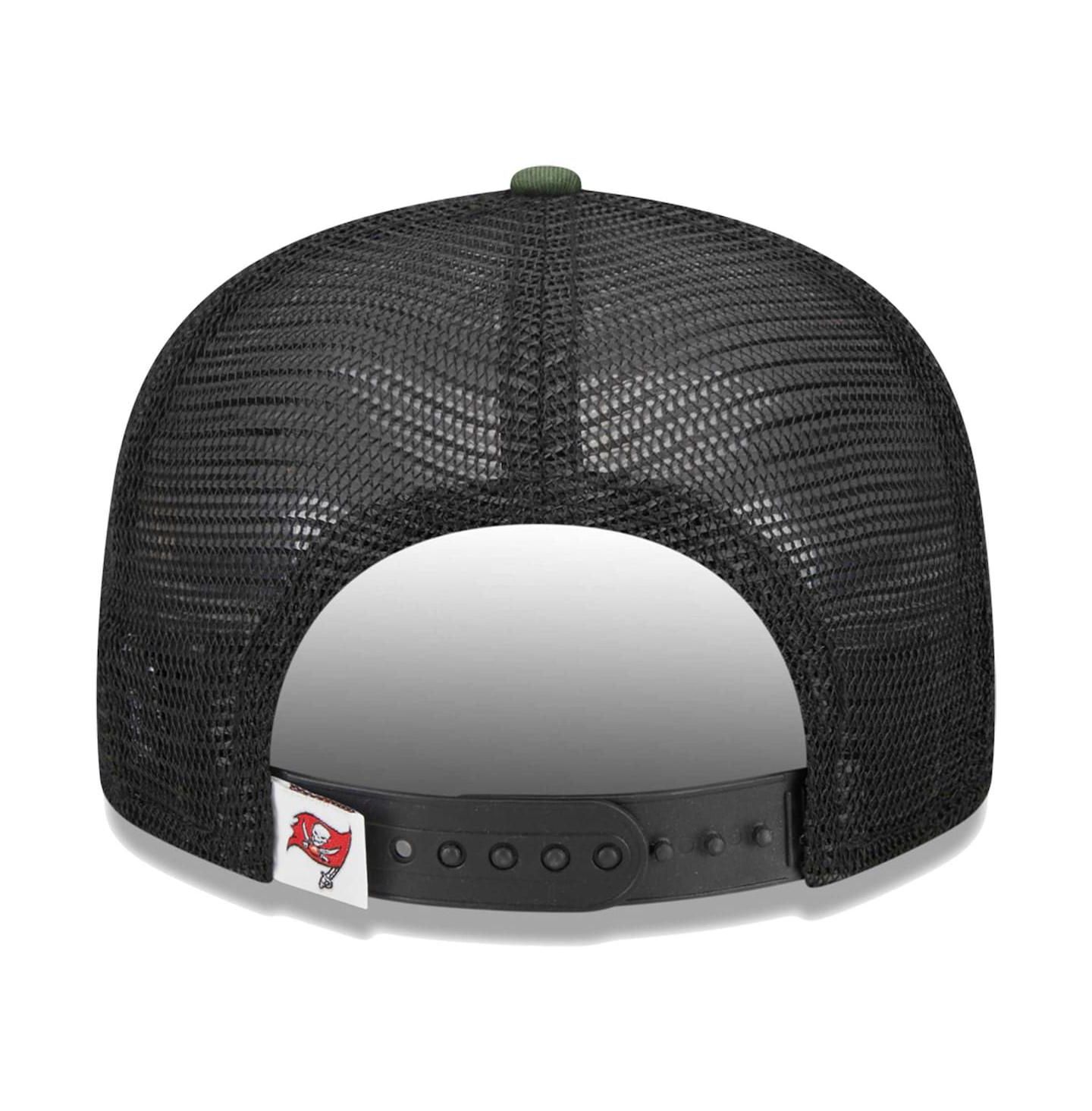 Детская кепка New Era Camo Tampa Bay Buccaneers Main Trucker 9FIFTY Snapback Hat — фото 5
