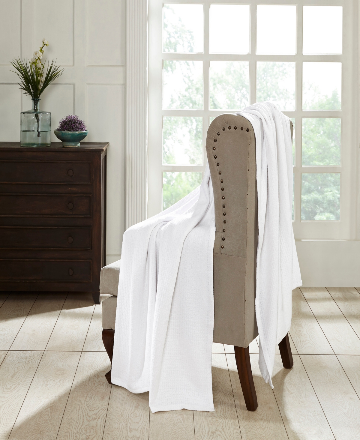 Superior Ultra-soft Textured Weave Blanket, Twin In White