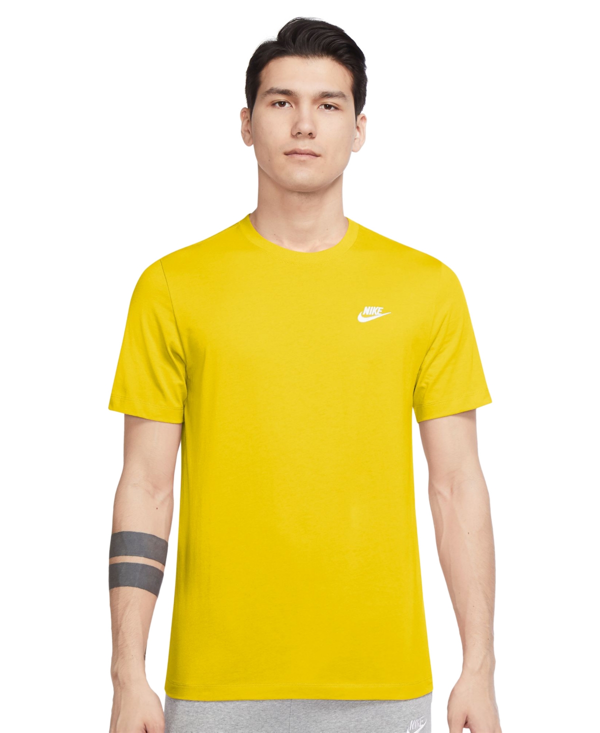 Nike Men's Sportswear Club T-shirt In Lightening
