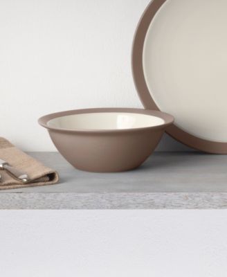 Colorwave Curve&nbsp;Set Of 4  Soup/Cereals, 7", 22 Oz.