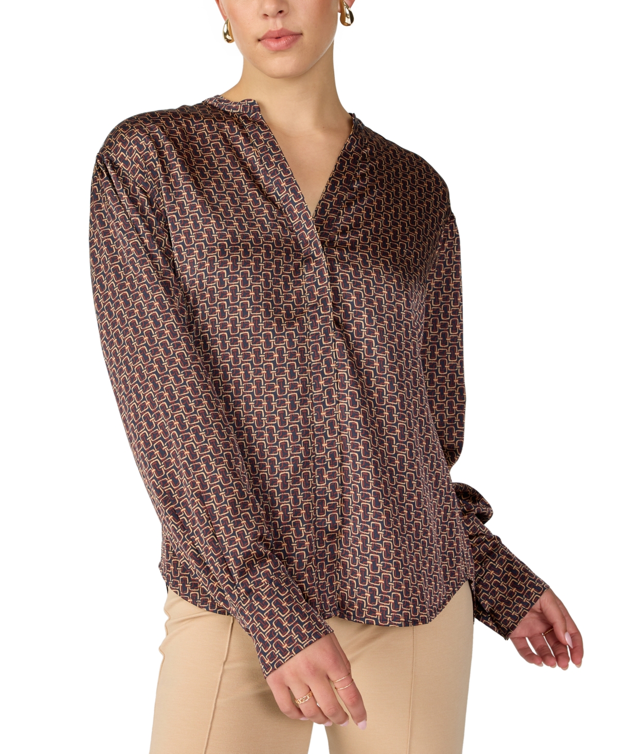 Shop Sanctuary Women's Long-sleeve Geo-print Blouse In Khaki Mod Link