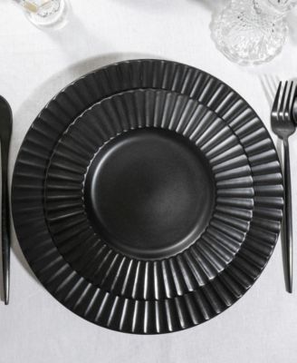 Lusso 32 Pc. Dinnerware Set, Service for 8