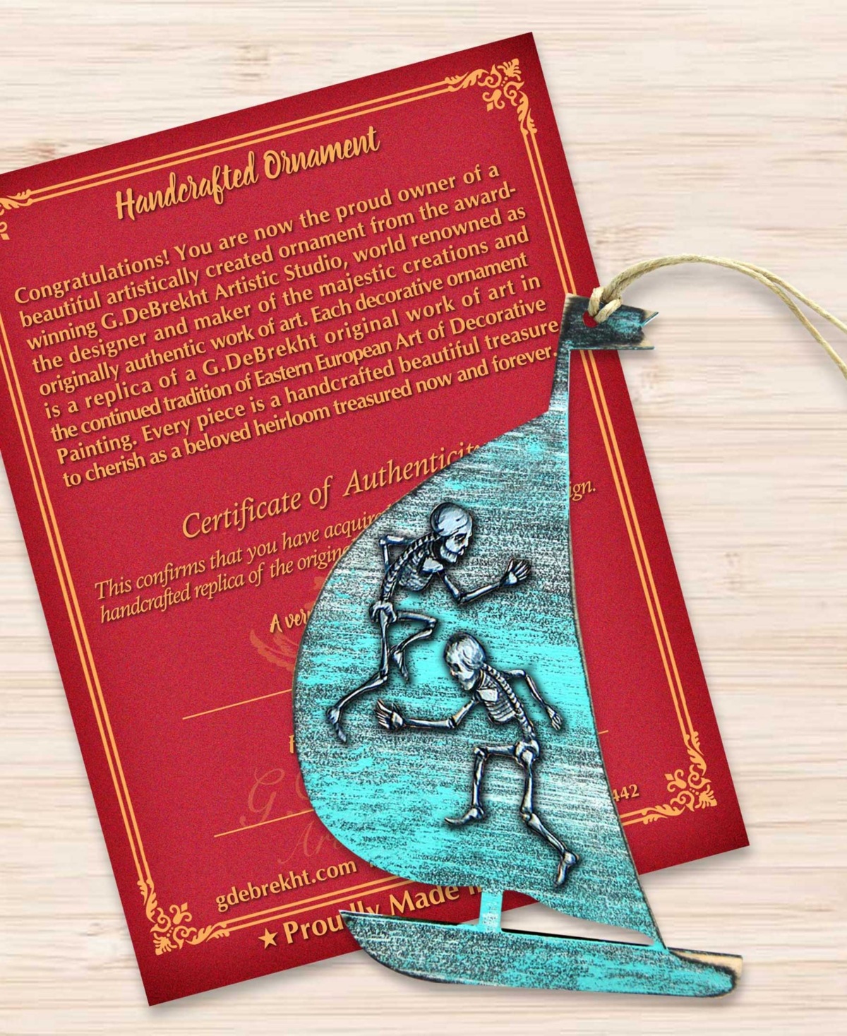Designocracy Holiday Wooden Ornaments Halloween Skeletons Sailboat Home Decor Set of G. DeBrekht