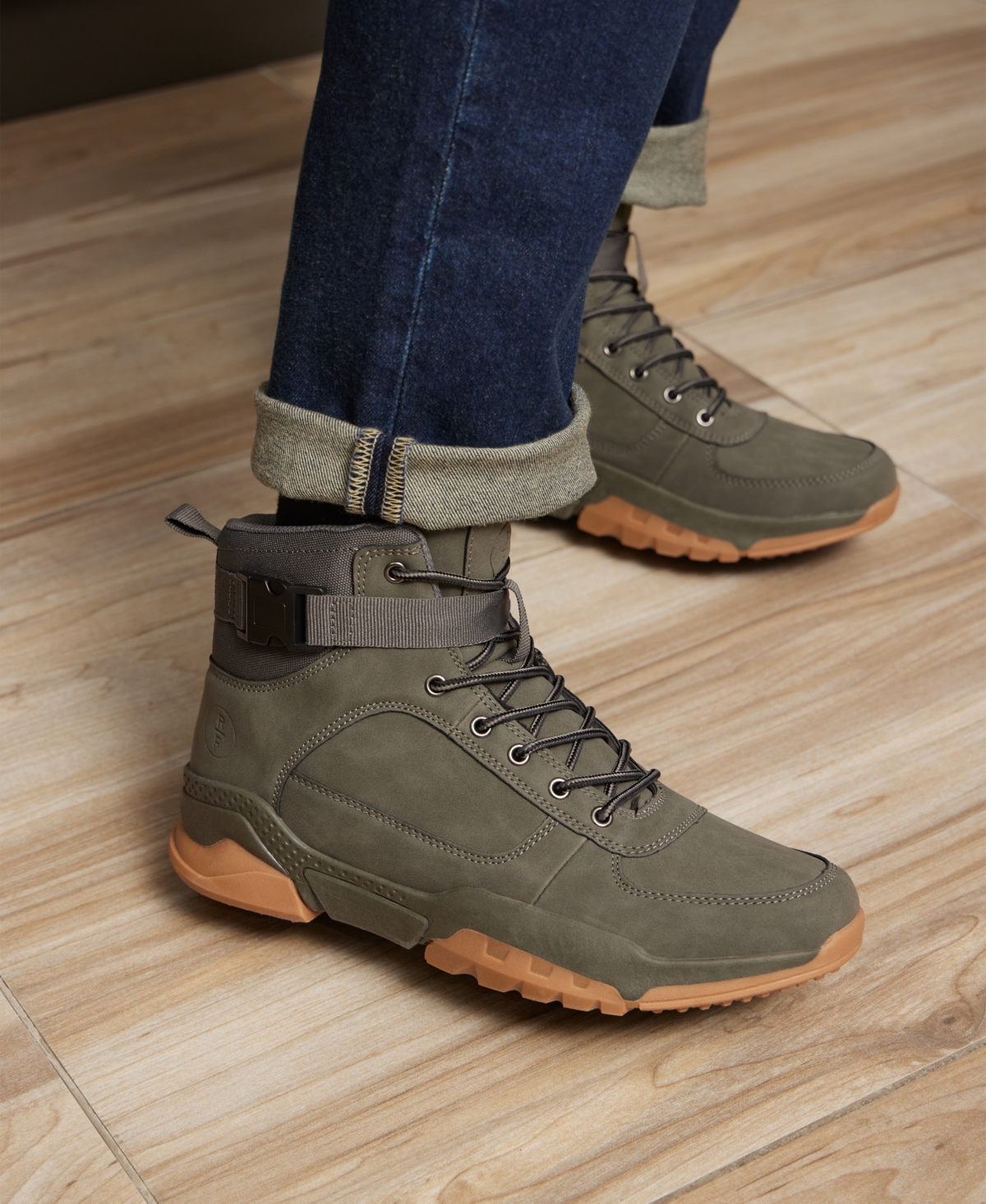 Reserved Footwear New York Men's Preston Mid-Top Sneaker