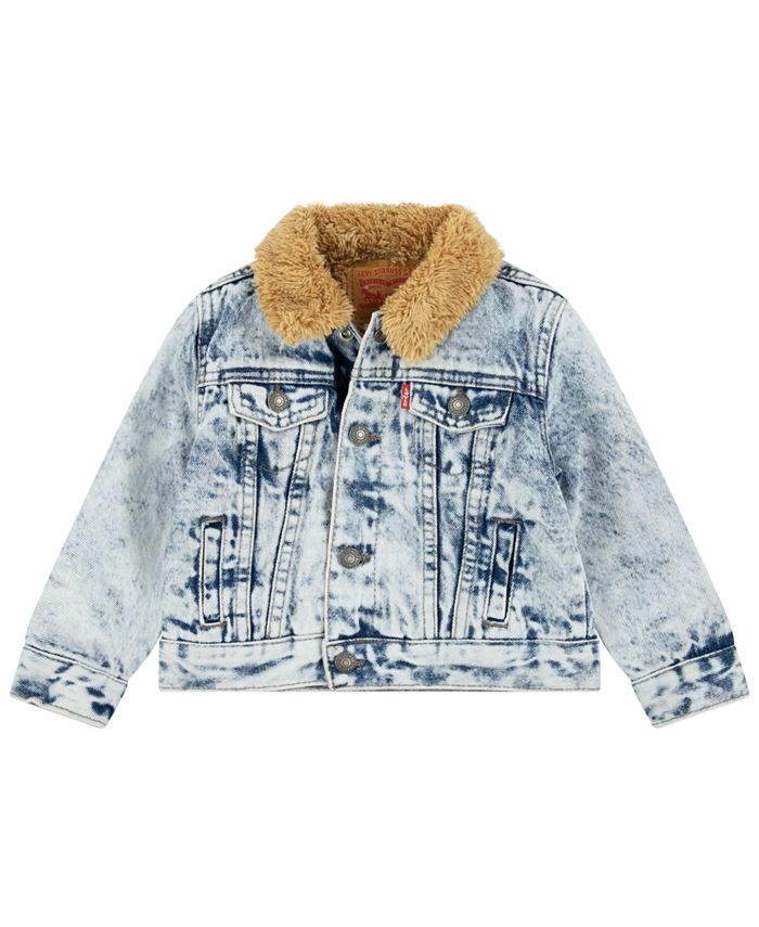 Macys top levis sherpa