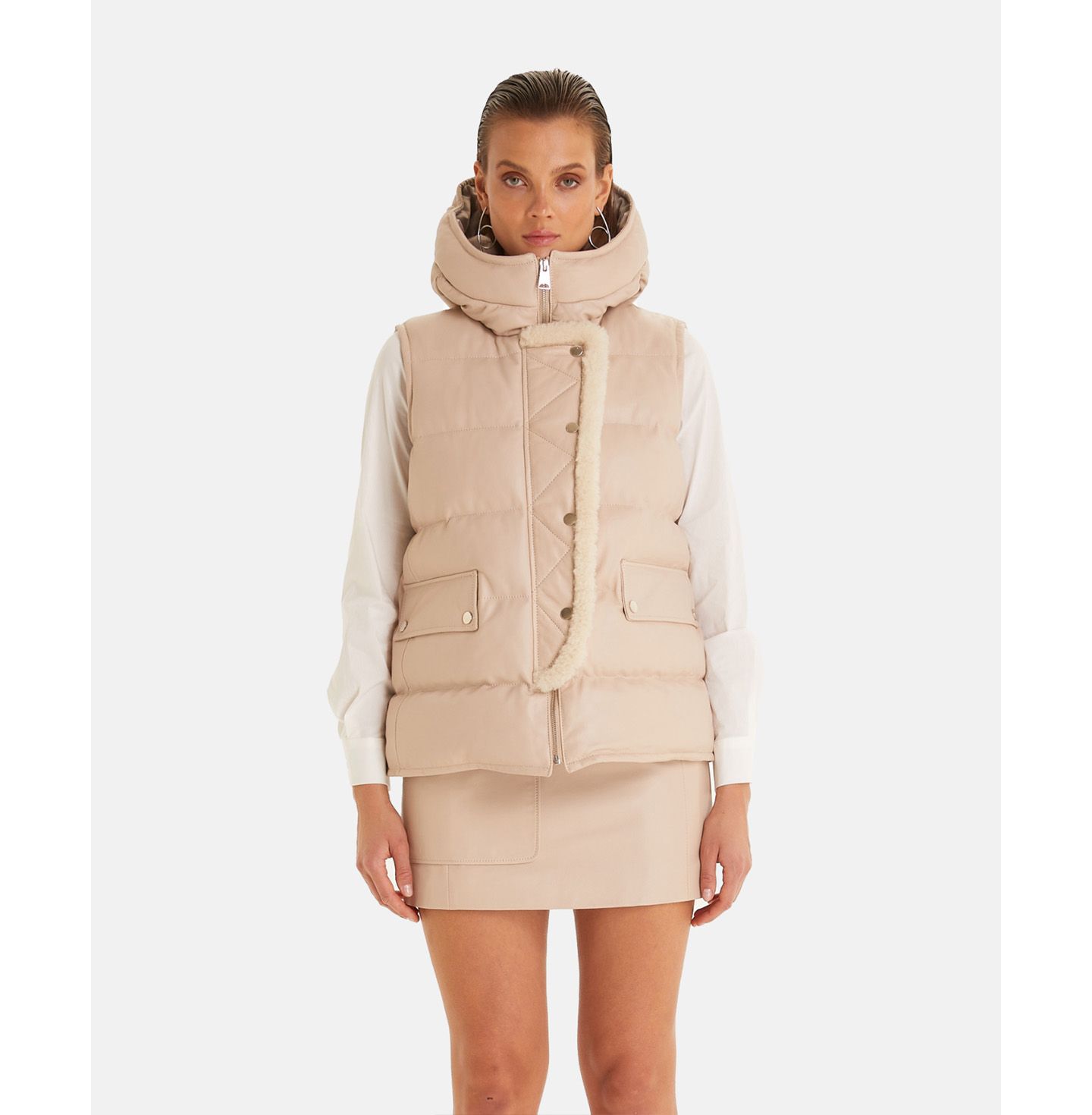 Женский жилет Furniq UK Leather Vest With Hood, Beige — фото 1
