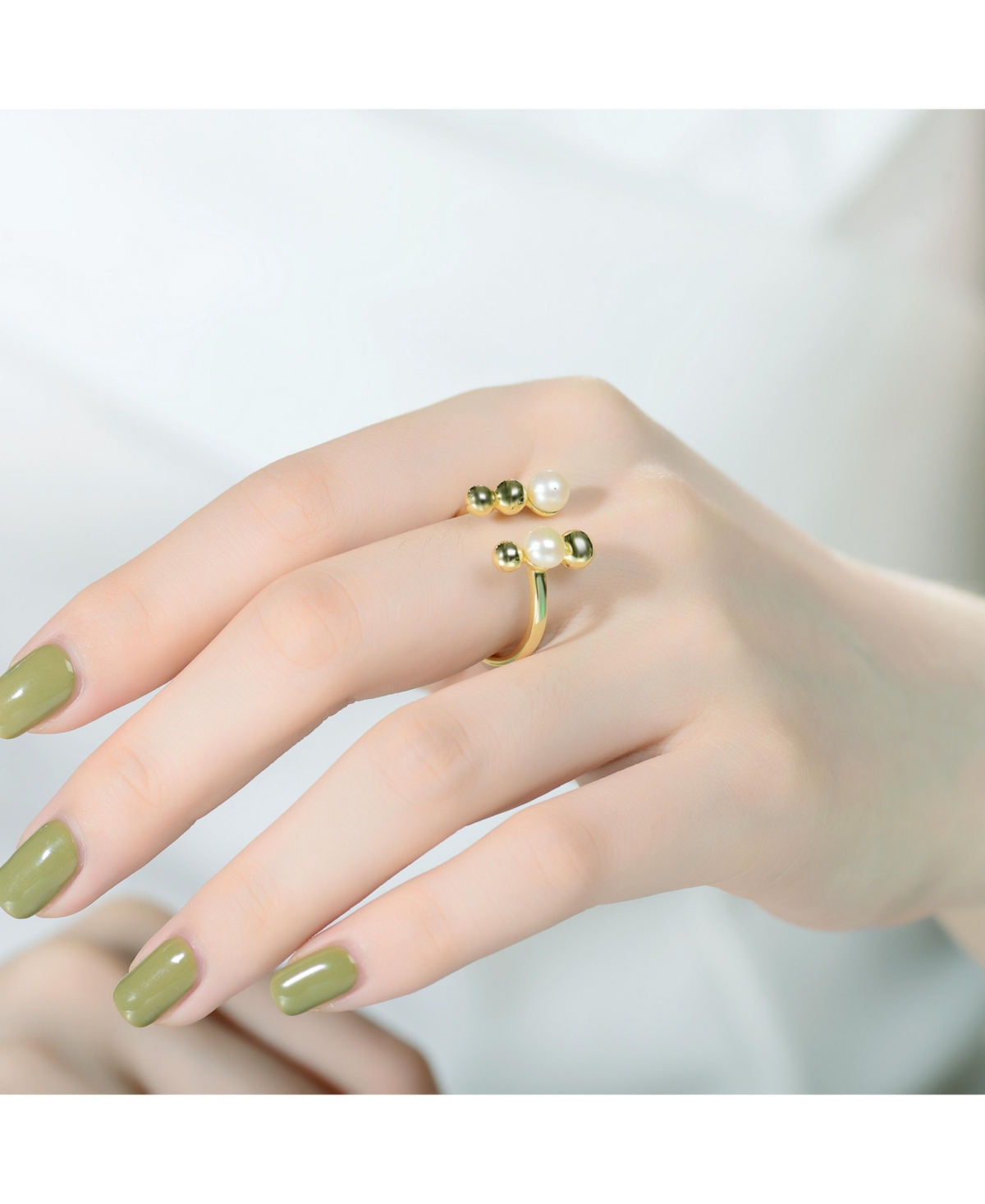 Genevive Sterling Silver 14KPlated and 5MM Fresh Water Pearl Modern Ring - Gold