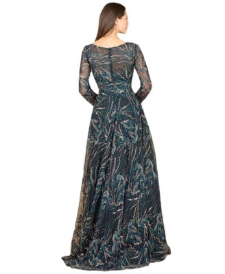 Women's Lace Gown With Long Sleeves