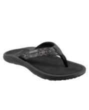 Chacos macys 2024