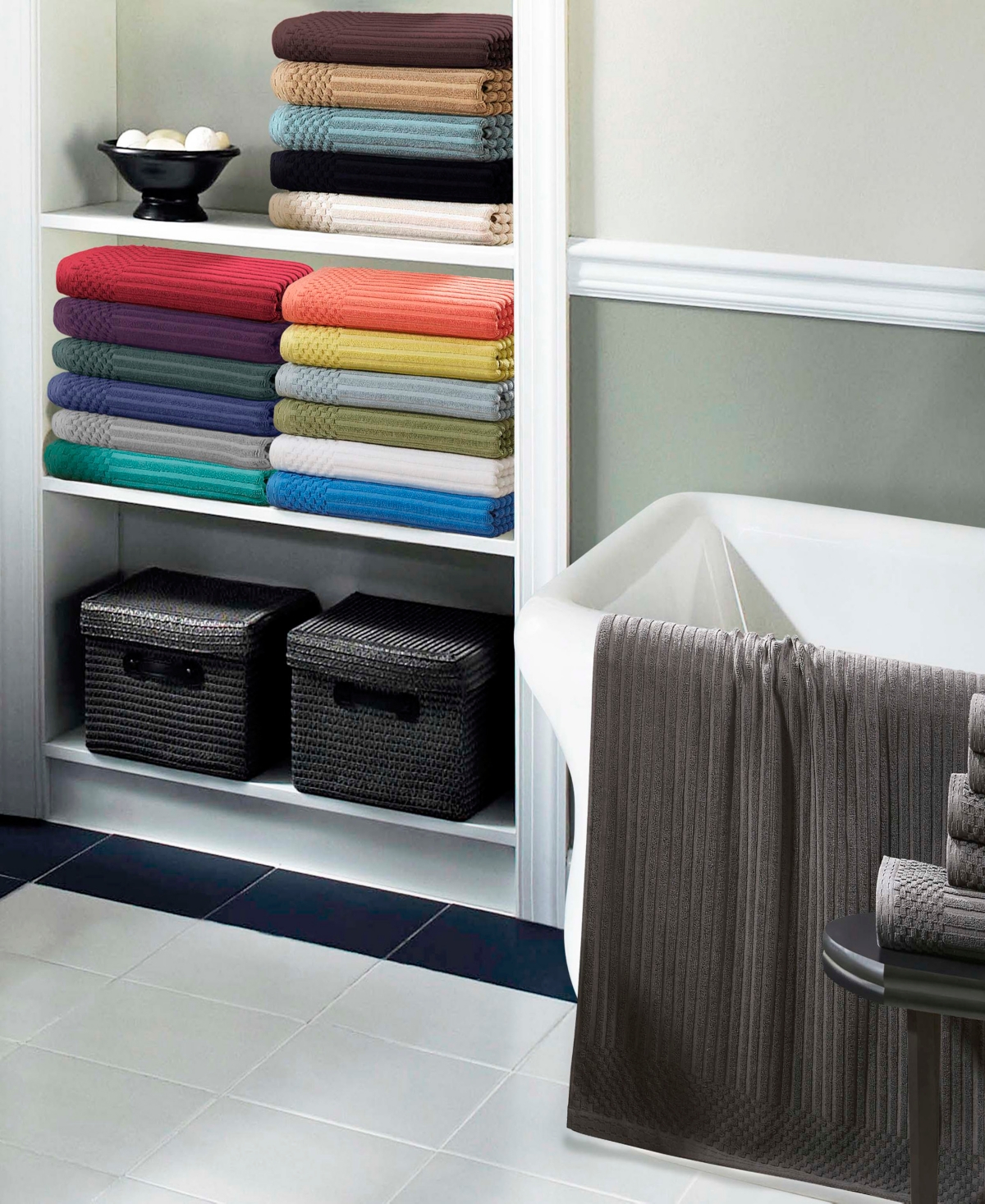 Superior Soho Checkered Border Cotton Ribbed Textured Ultra-Absorbent Towel,