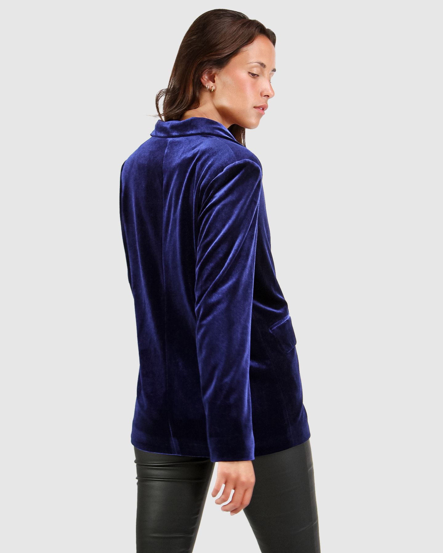 Женский пиджак Belle & Bloom Eternity Velvet Blazer, цвет: Королевский синий — фото 2