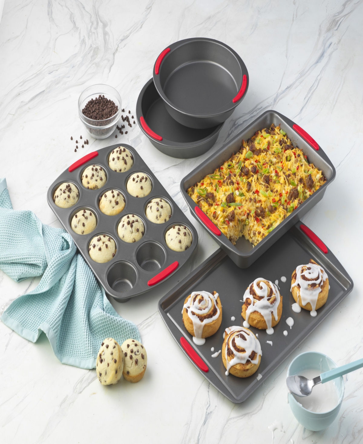Good Cook Mega Grip 5 Piece Nonstick Steel Bakeware Set With Cookie Sheet, Roast Pan, 2 Cake Pans, A In Gray