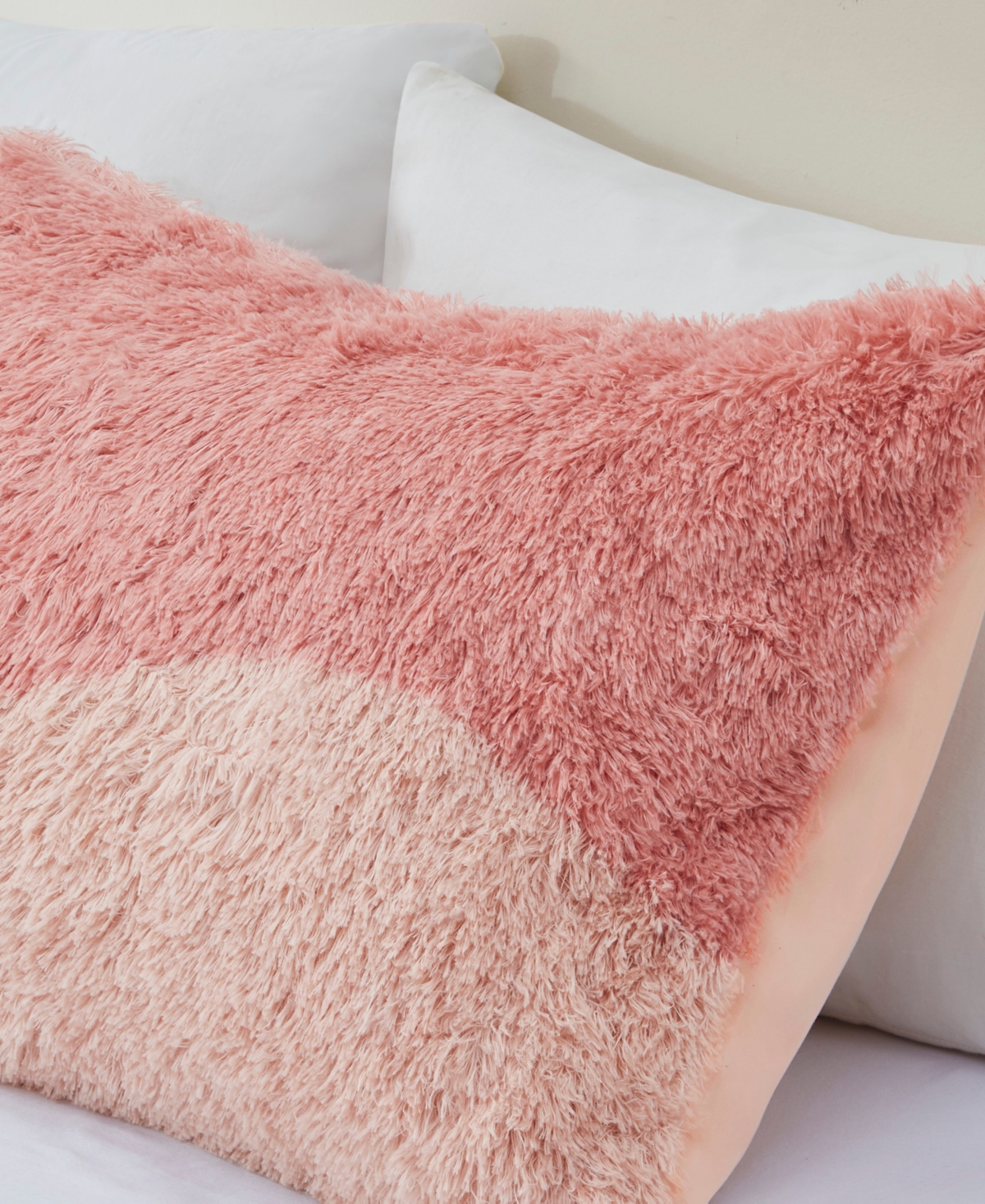 Intelligent Design Cassie Ombre Shaggy Faux Fur 3 Piece Comforter Set,