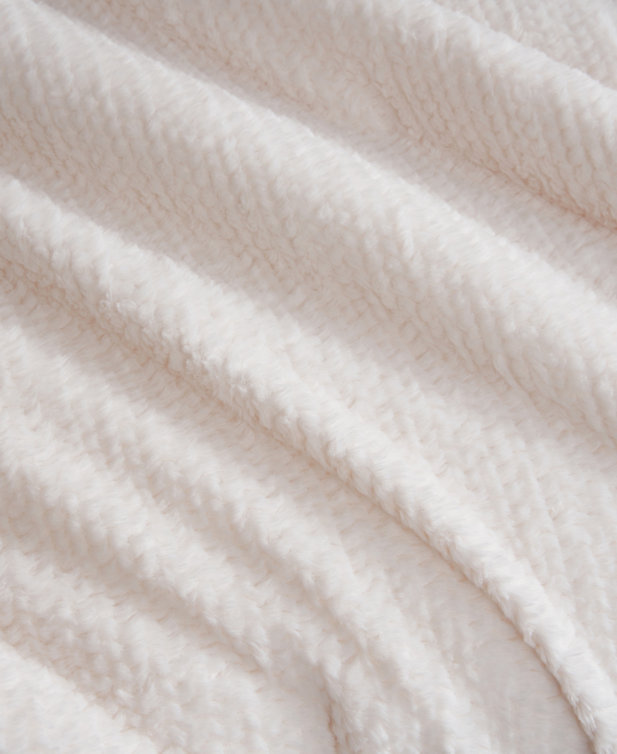 Royal Luxe Faux Fur to Mink Reversible 3 Piece Comforter Set,