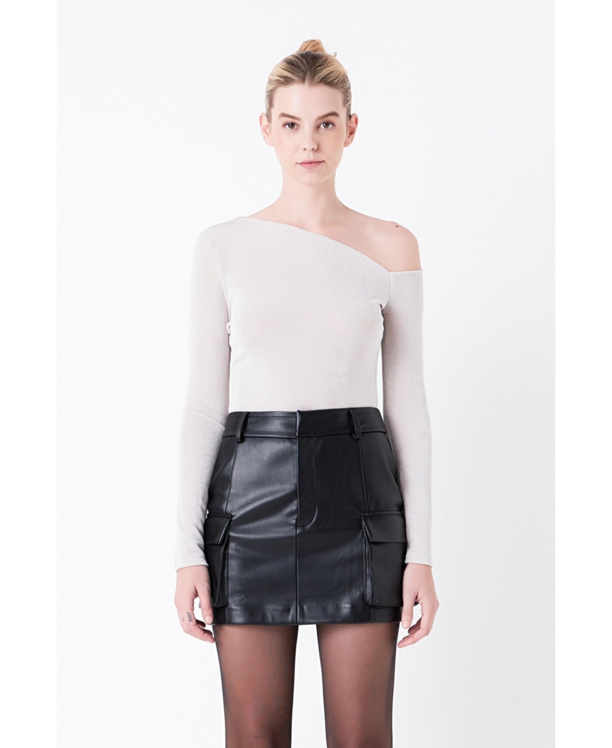 Women's Asymmetric Shoulder Top