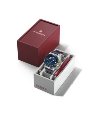 Victorinox Men's Journey 1884 Quartz Three Hands Steel Aluminum Rubber Strap Watch 43mm