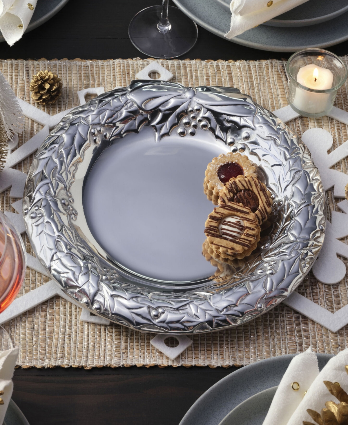 Shop Wilton Armetale Holly Berries Round Wreath Tray In Silver