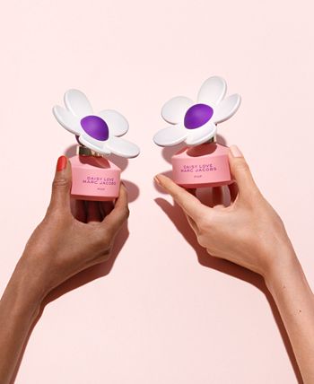 Macy's marc clearance jacobs daisy love