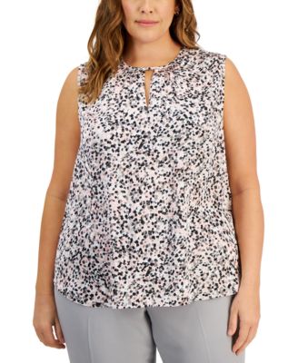 Kasper - Plus Size Printed Keyhole Top