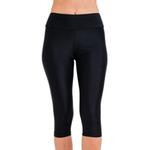 Женские леггинсы Calypsa High Waisted Chlorine Resistant Capri Swim Leggings, цвет: Чёрный