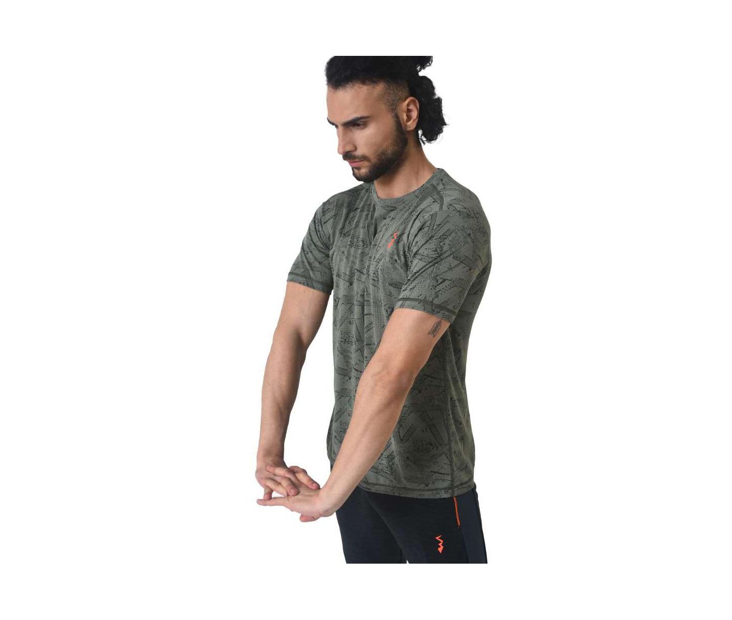 Мужская футболка Cahoot Olive Green Abstract Activewear, цвет: Оливковый зелёный — фото 2