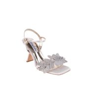 Blue by betsey johnson sasha sales rhinestone embellished bow detail thong sandals