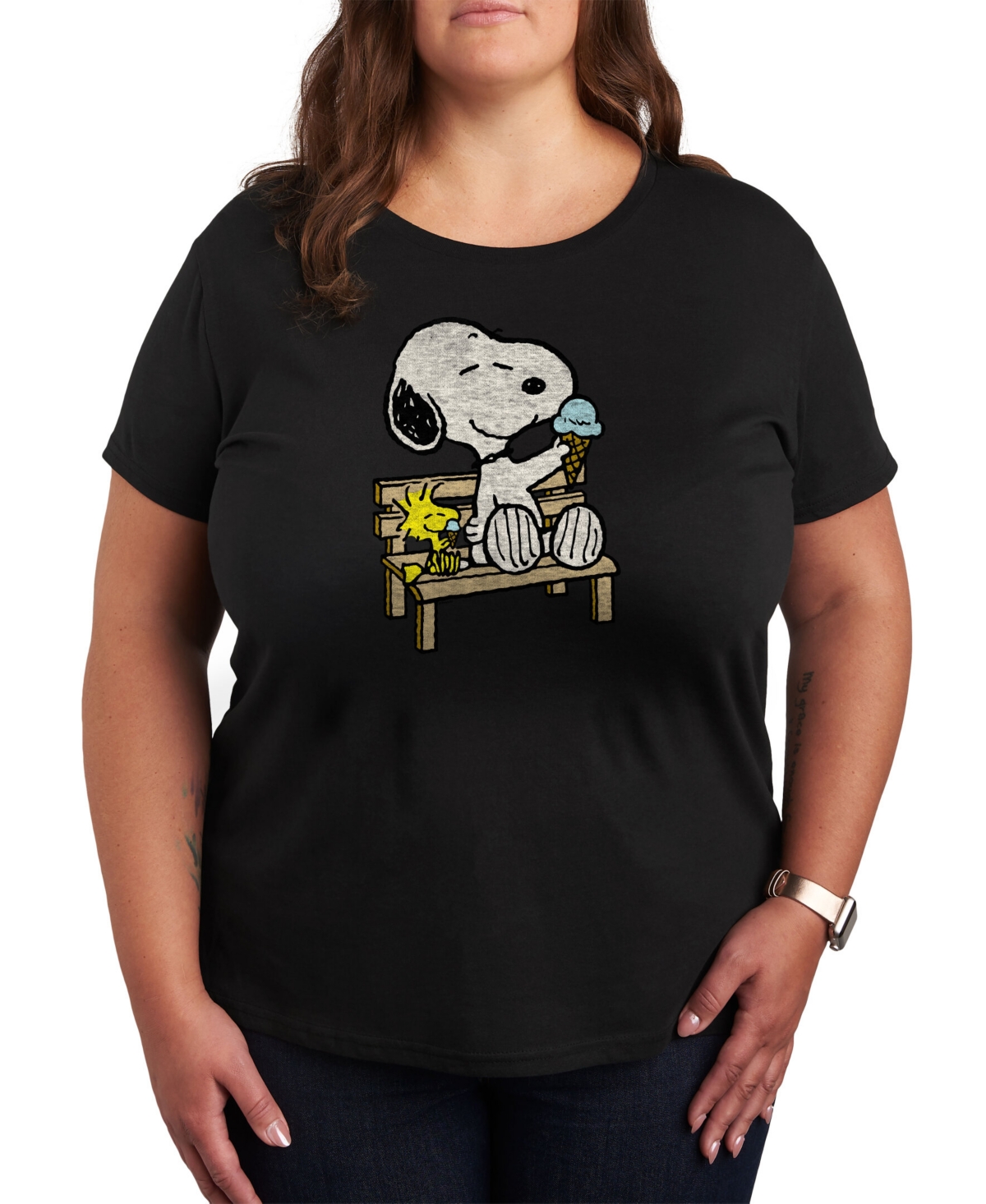 Air Waves Trendy Plus Size Peanuts Snoopy & Woodstock Graphic T-shirt - Black