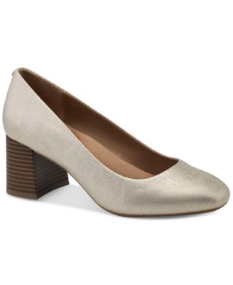 Giani Bernini Women's Betsyy Memory Foam Block Heel Pumps, Created for Macy's