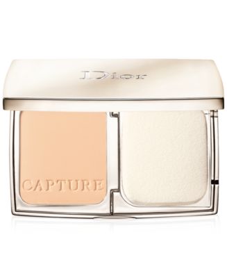 今週のおすすめ製品 Capture DIOR Totale Foundation Powder Correcting Triple ファンデーション