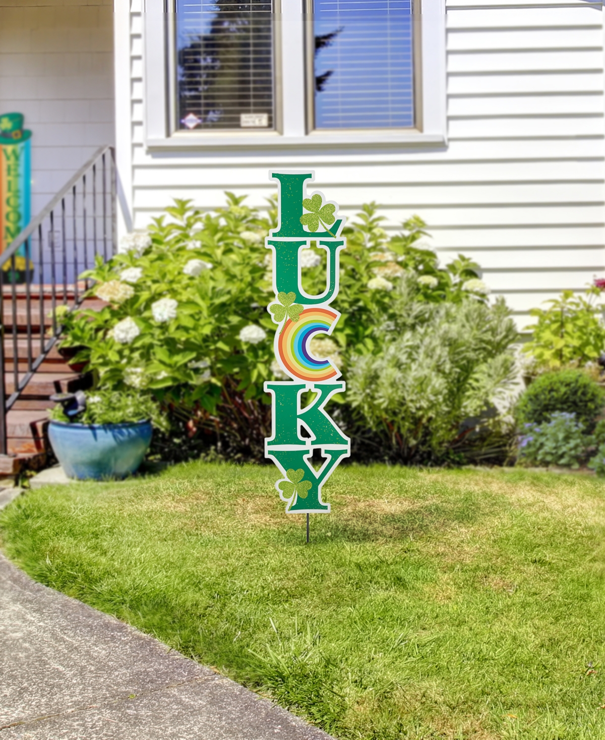 Shop Glitzhome 42" H St. Patrick's Metal Lucky Yard Stake In Multi