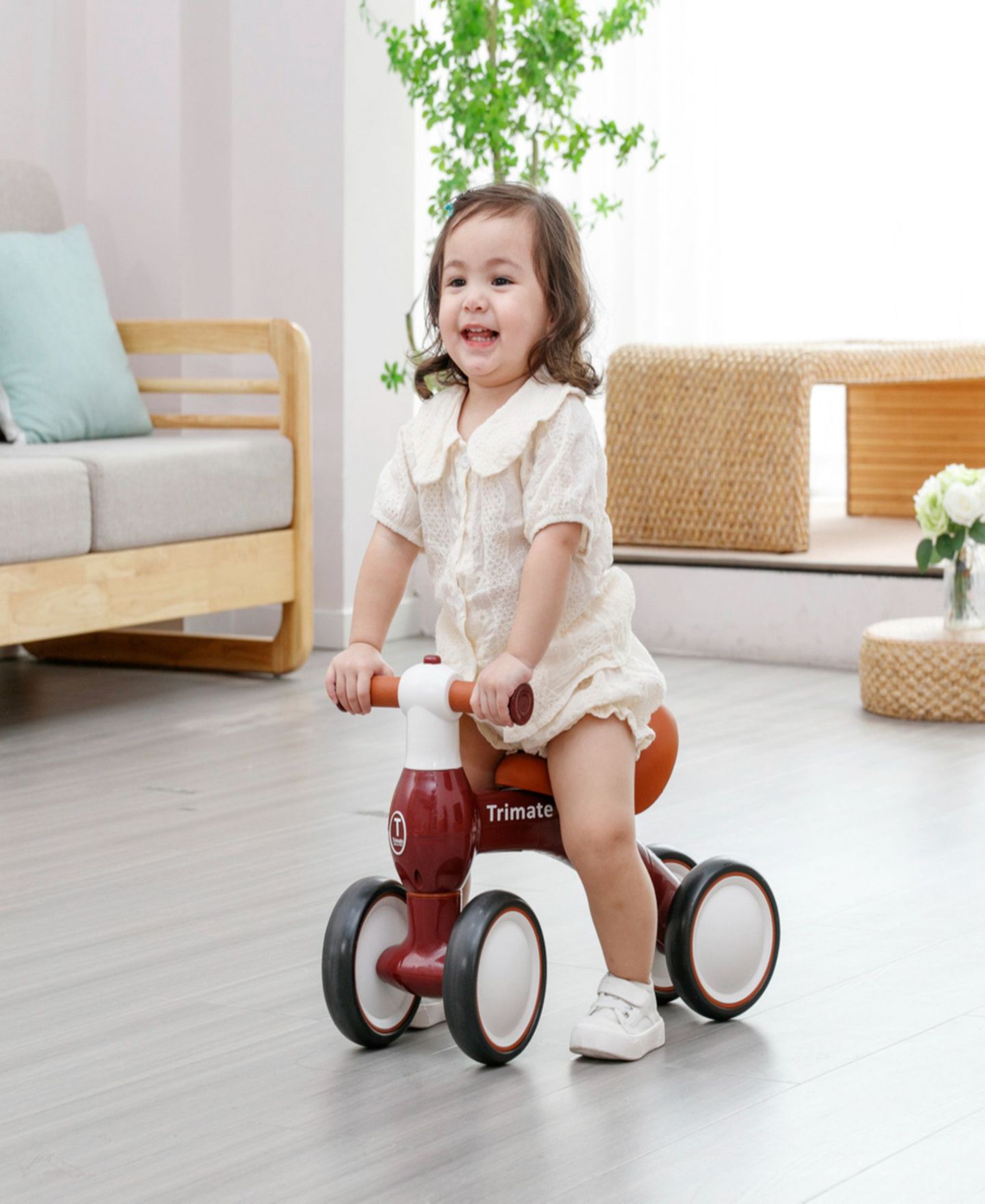 Детская игрушка Trimate No-Pedal Balance Bike, 66 lbs Capacity, Ages 12-24 Months — фото 4
