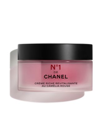 Smooths - Nourishes - Protects