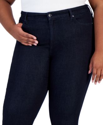 Plus Size High-Rise Straight-Leg Jeans