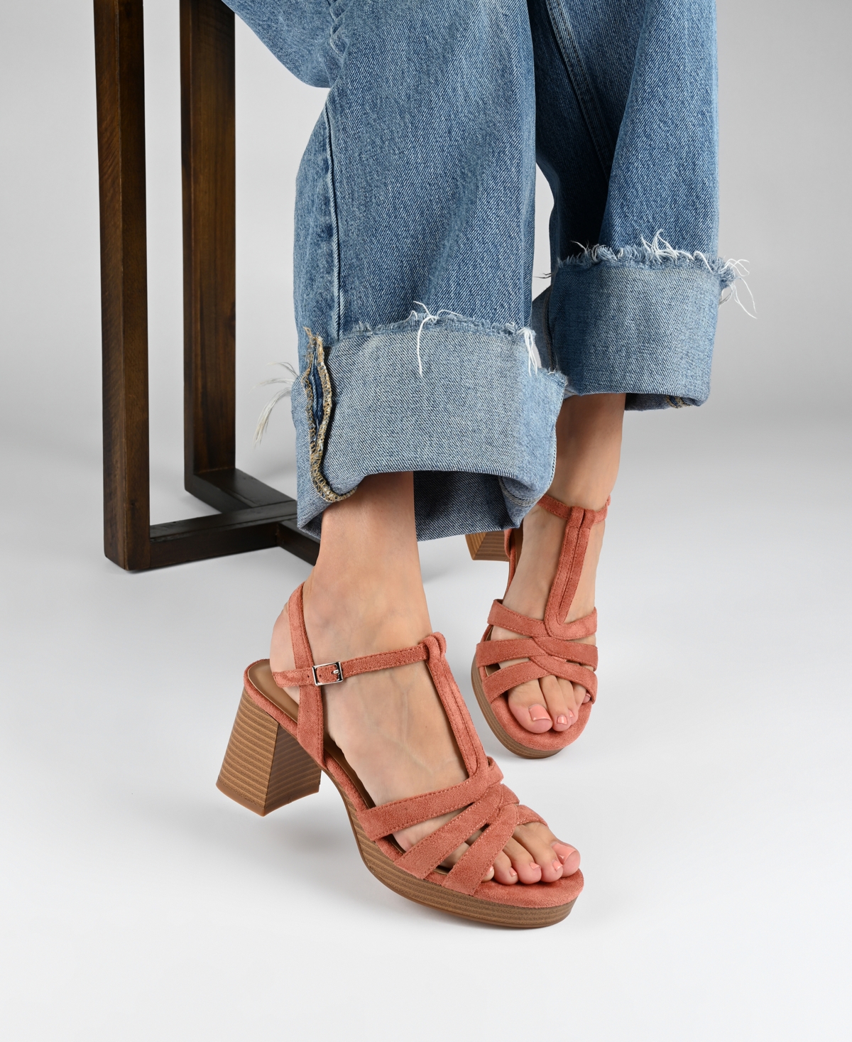 Journee Collection Women's Alyce Platform Sandals