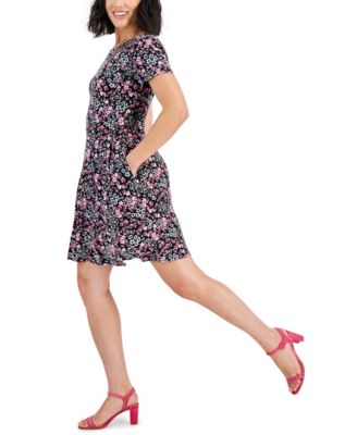 Connected Petite Printed Round-Neck Fit & Flare Dress