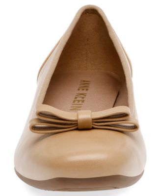 Women's Wales Ballet Wedge Pumps
