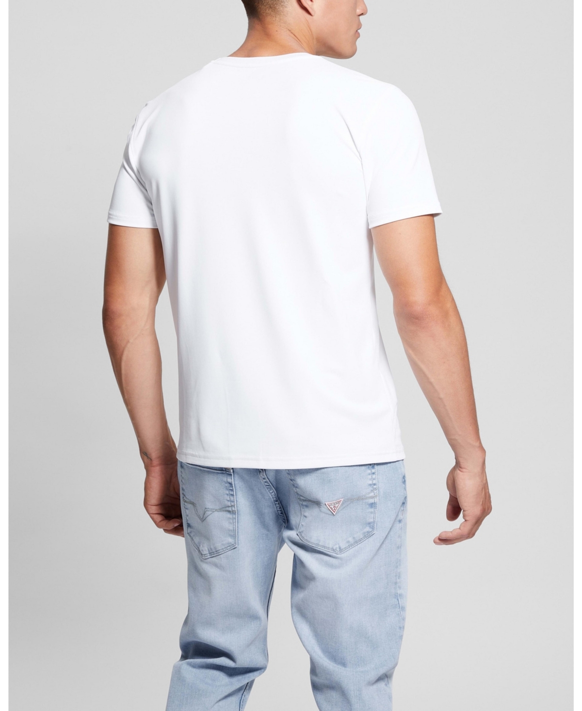 Guess Men's New Tech Stretch T-shirt