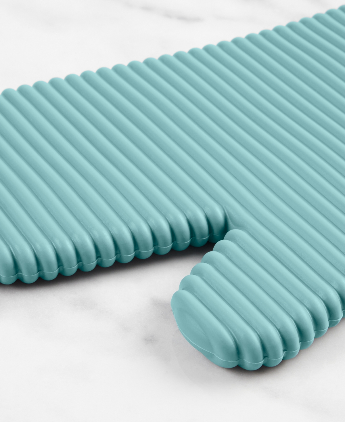 Kitchenaid Ribbed Soft Silicone Oven Mitt 2-pack Set, 7.5" X 13"